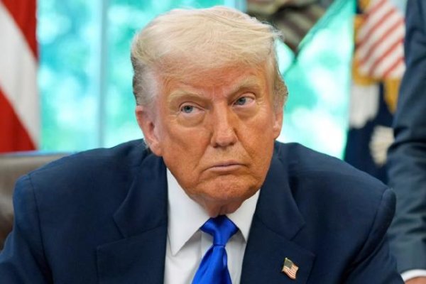 万光证券 特朗普访日行程公布：与高市早苗会谈，会见日本天皇，访问美海军横须贺基地并登上航母